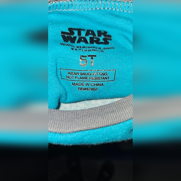 Star Wars Mandolorian Grogu Snug Fit Long Sleeve Pajama Top 5T - Picture 6 of 6